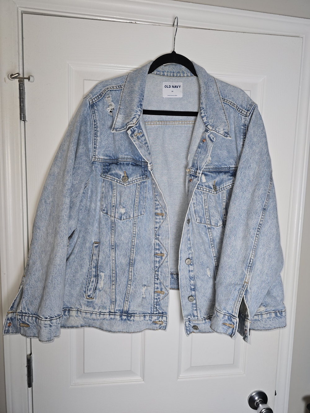 Old Navy Light Wash Distressed Denim Jacket Size 3x